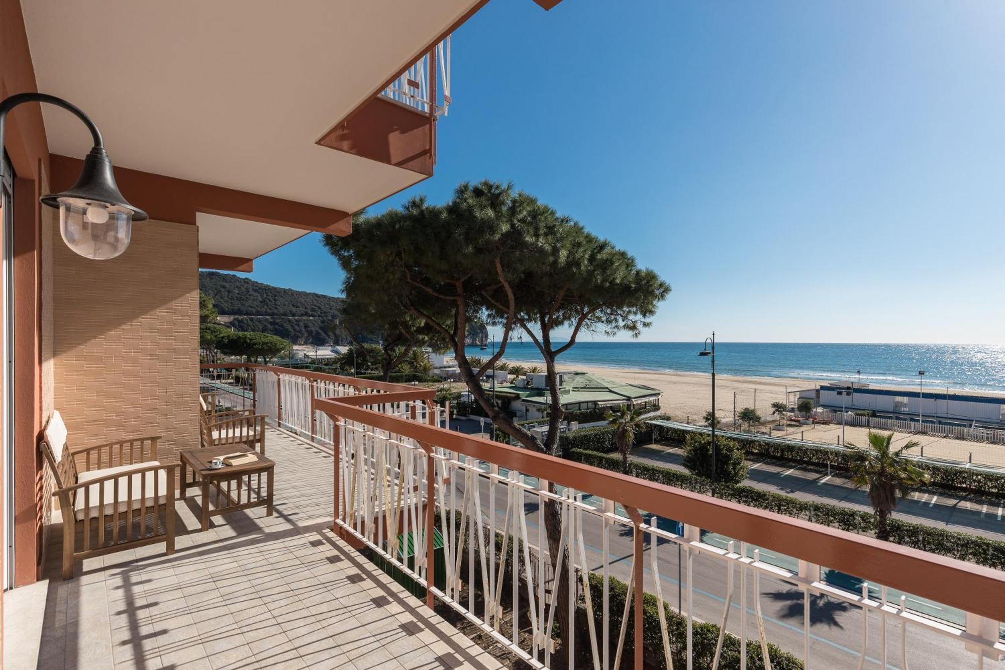 A Casa Di Monachella Gaeta Exterior foto