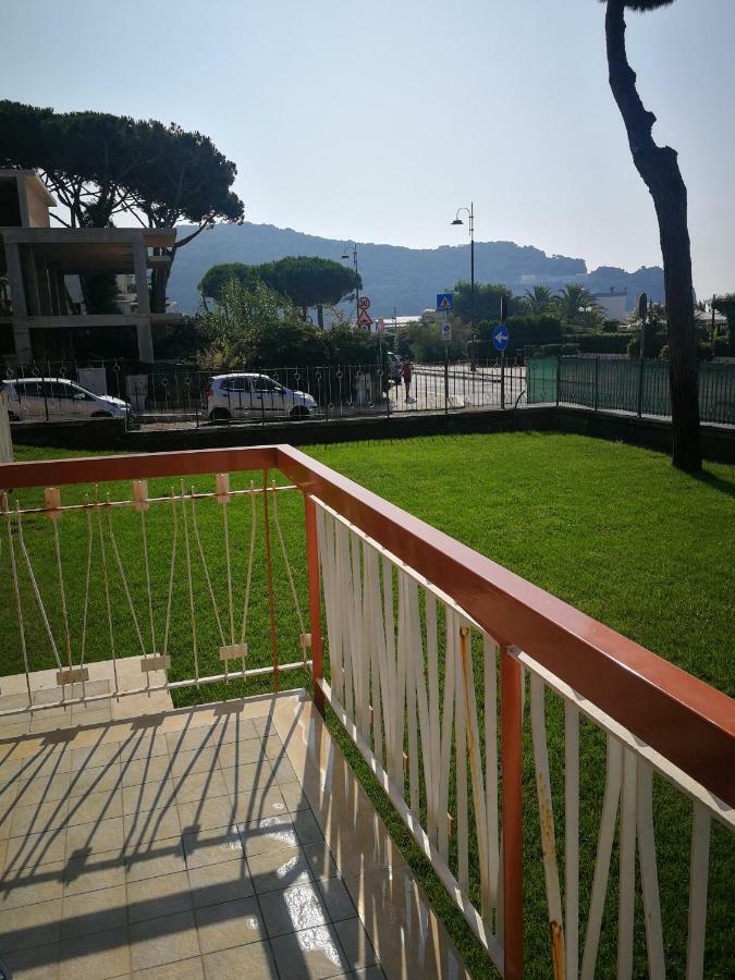 A Casa Di Monachella Gaeta Exterior foto